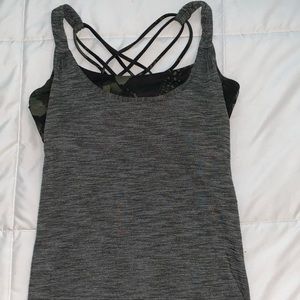 Lululemon gray size 4 tank with built in bra